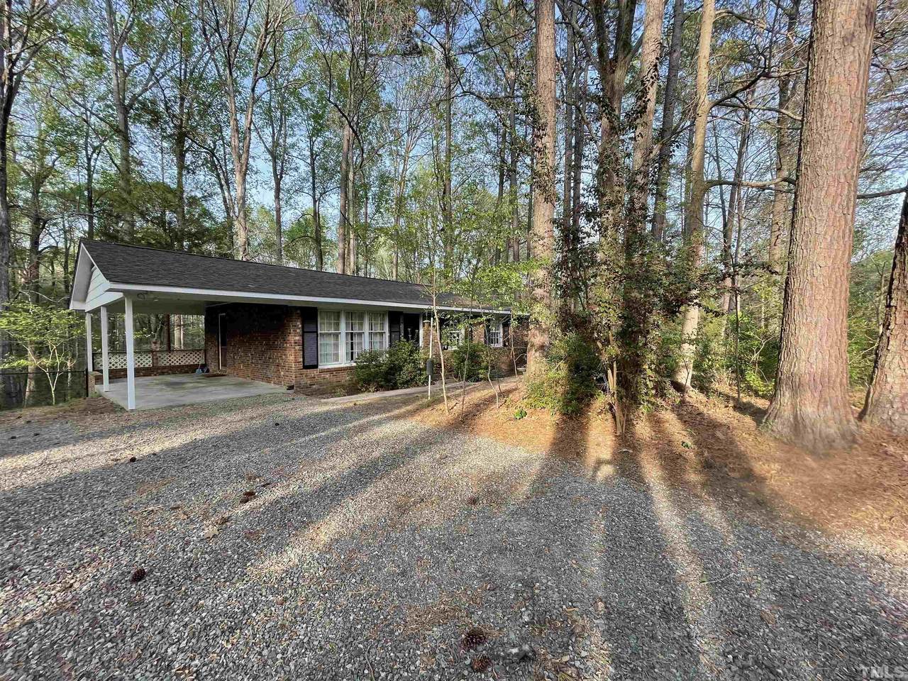 332 Carlton Drive - Photo 1