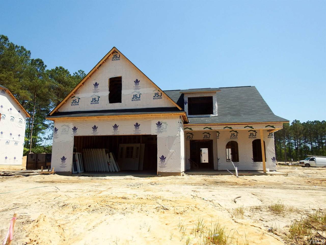 4711 Scenic Pines Drive - Photo 1