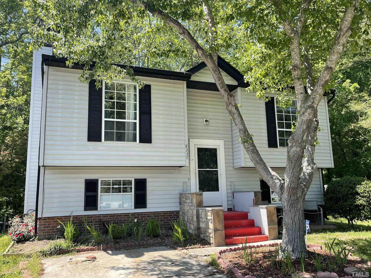 8337 Wynewood Drive - Photo 1