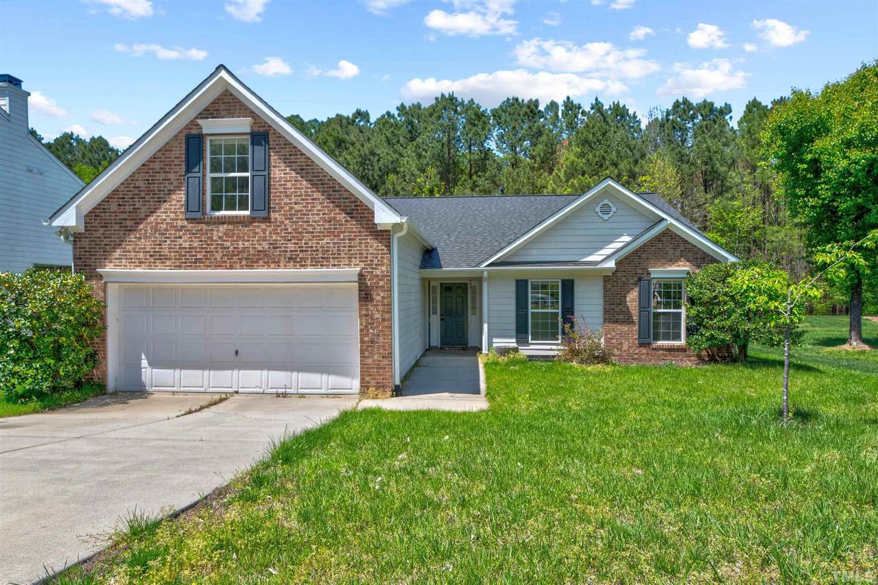 516 Crossview Lane - Photo 1