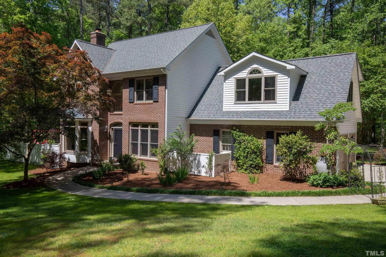 7528 Hazelhurst Circle - Photo 1