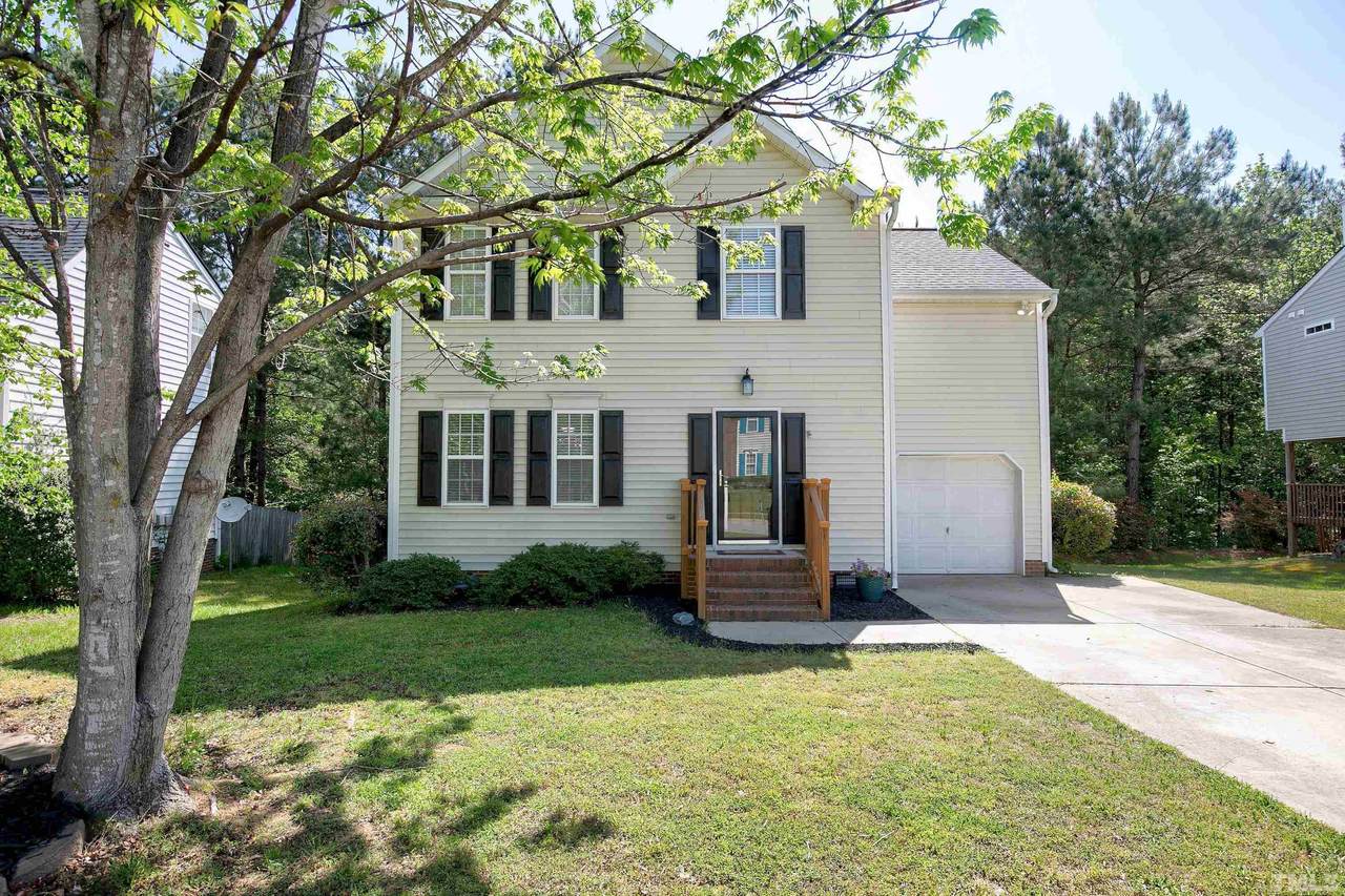 112 Fairford Drive - Photo 1