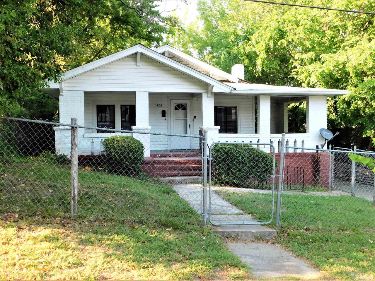 204 Piedmont Avenue - Photo 1
