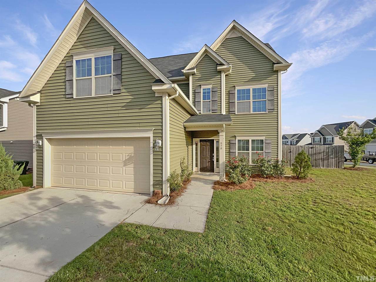 978 Lakemont Drive - Photo 1