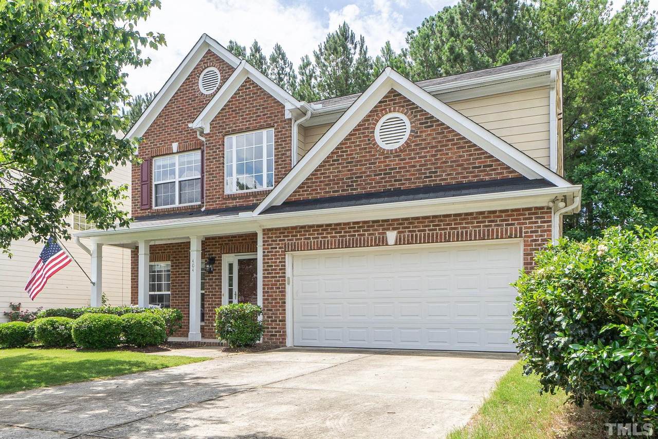 404 Straywhite Avenue - Photo 1