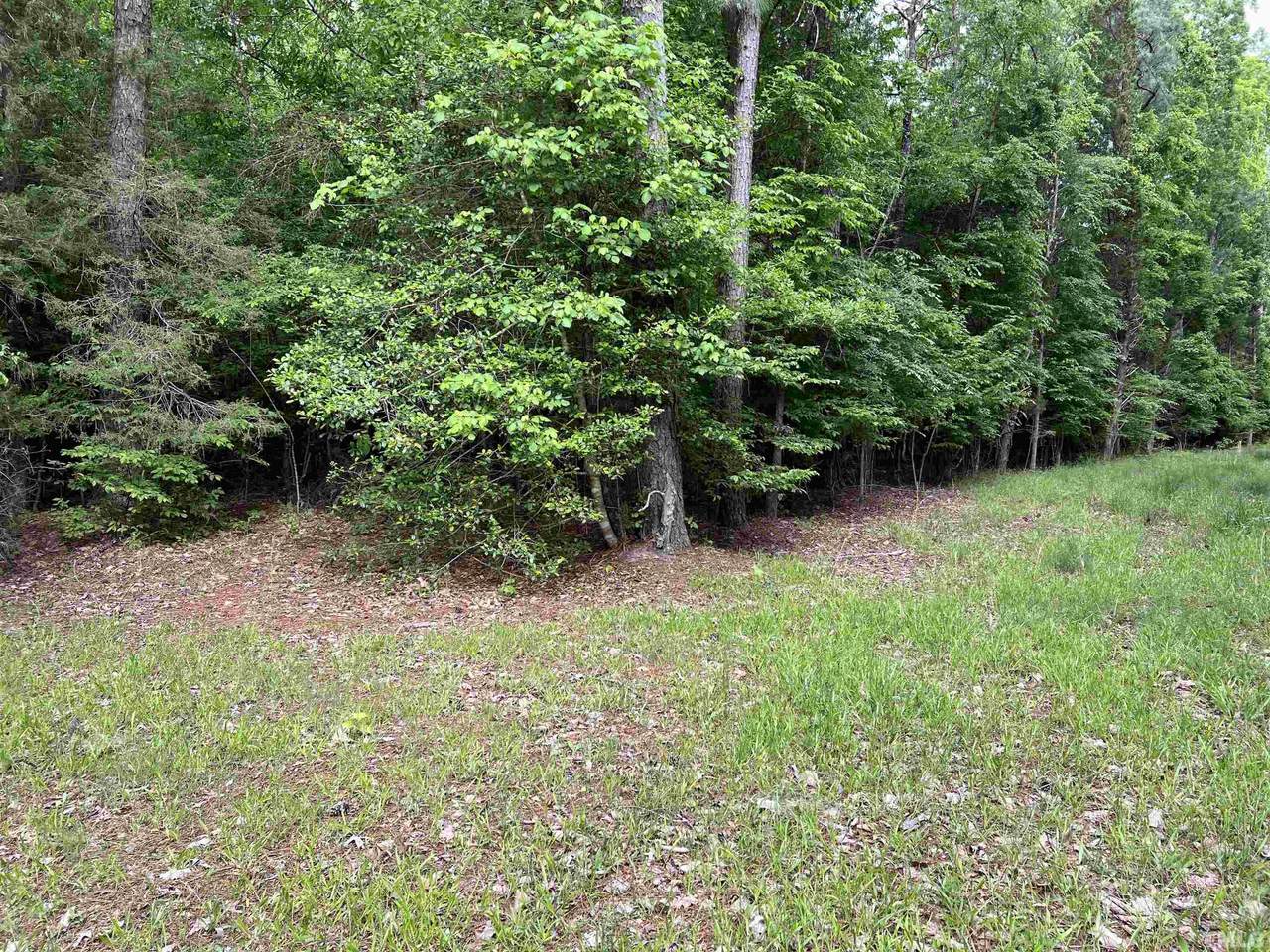8 Breezewood Lane - Photo 1