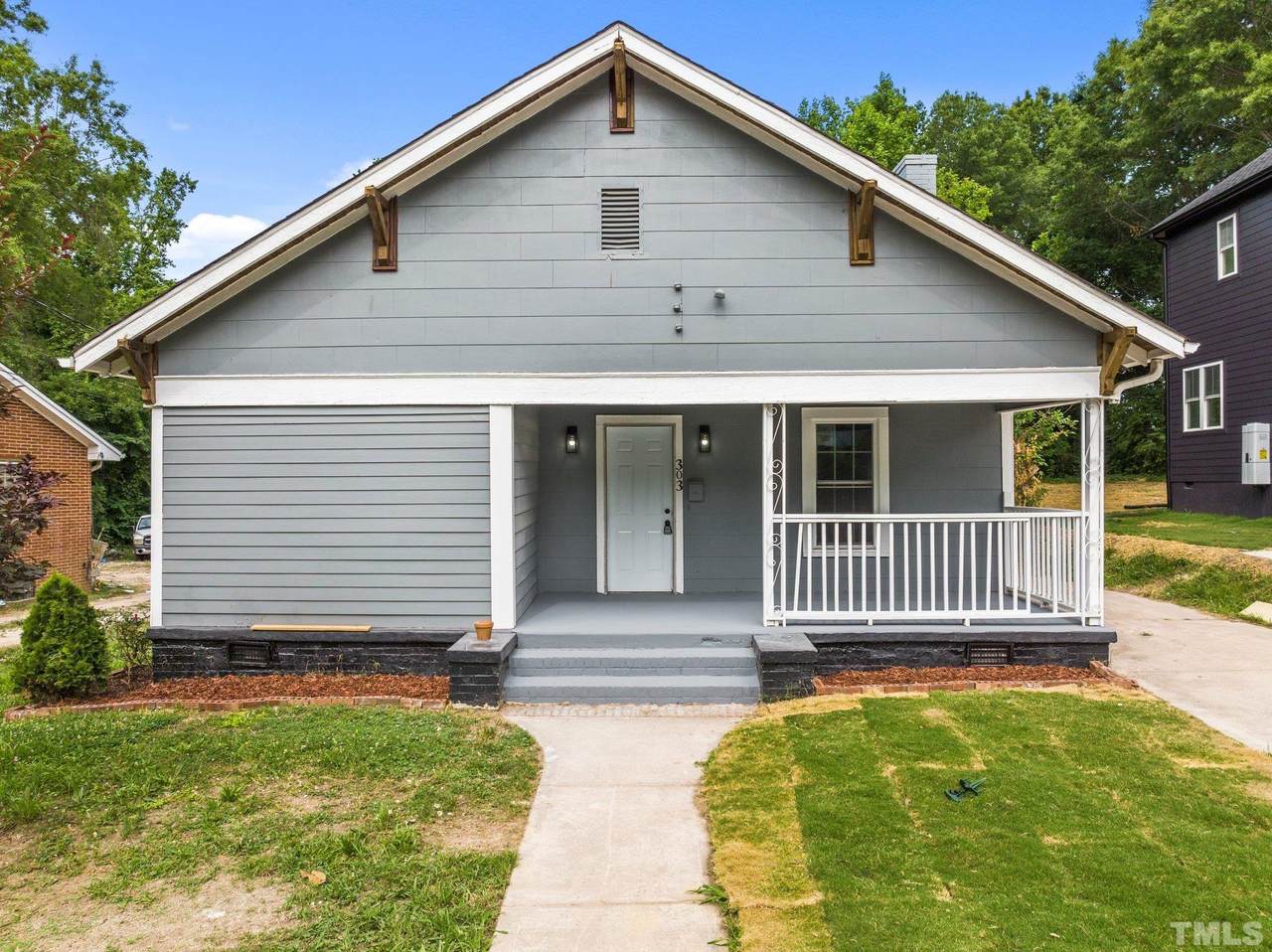 303 Cherry Grove Street - Photo 1