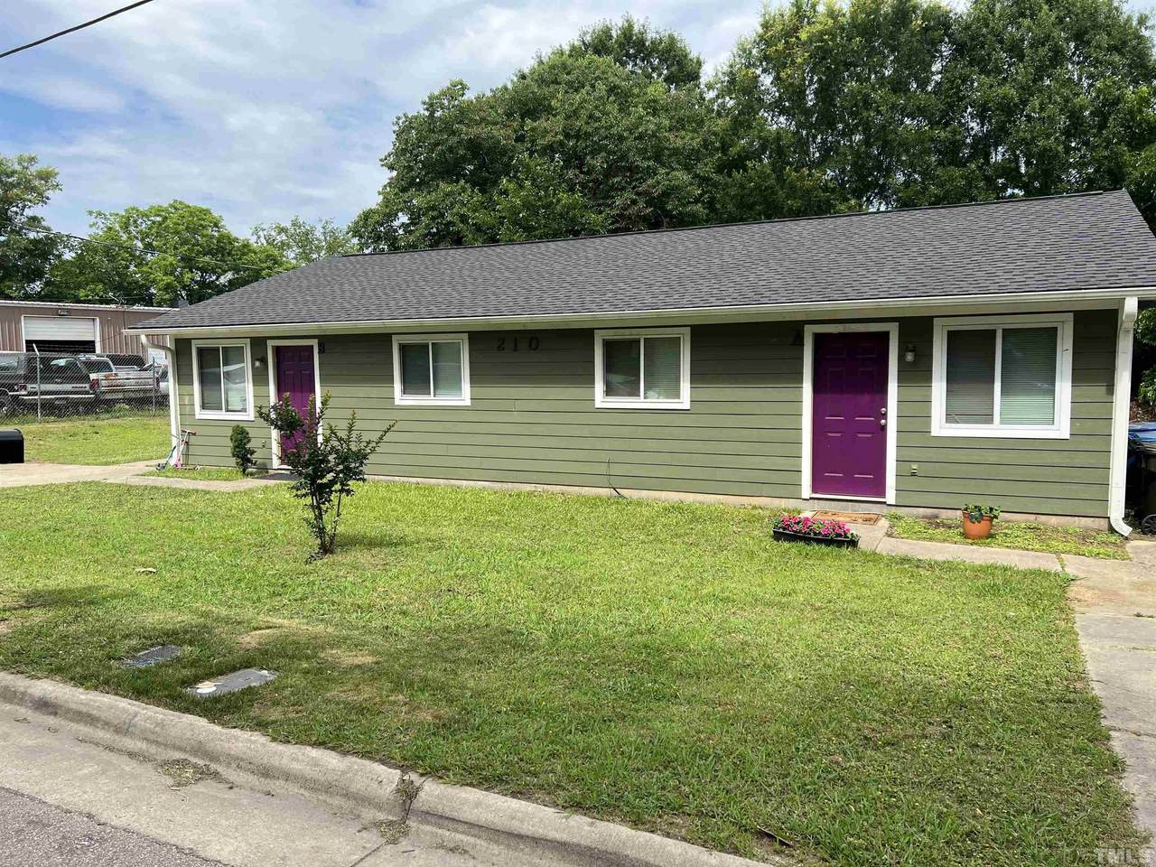 210 Plum Street - Photo 1