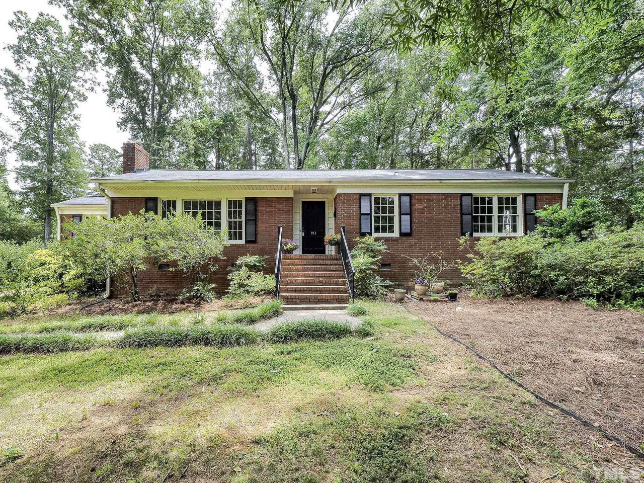 913 Vandora Avenue - Photo 1