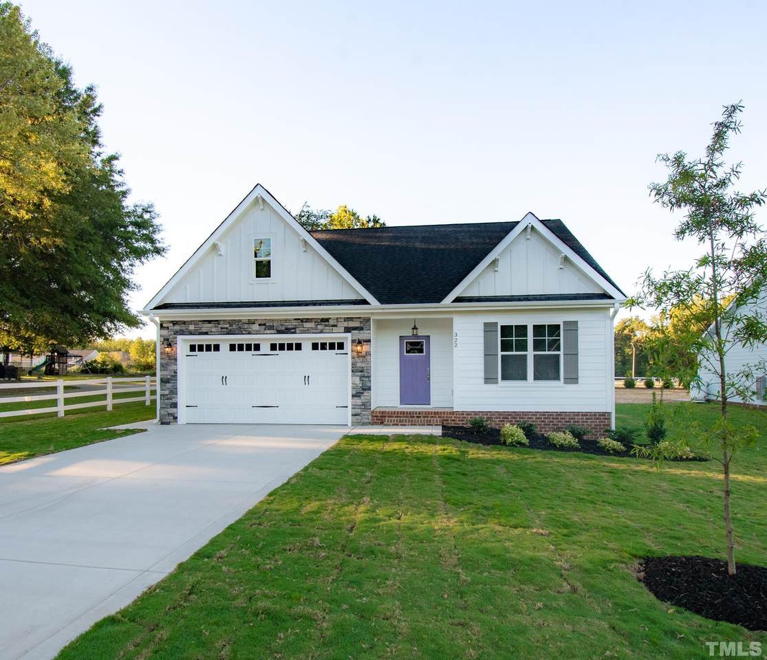 322 Woodcroft Drive - Photo 1