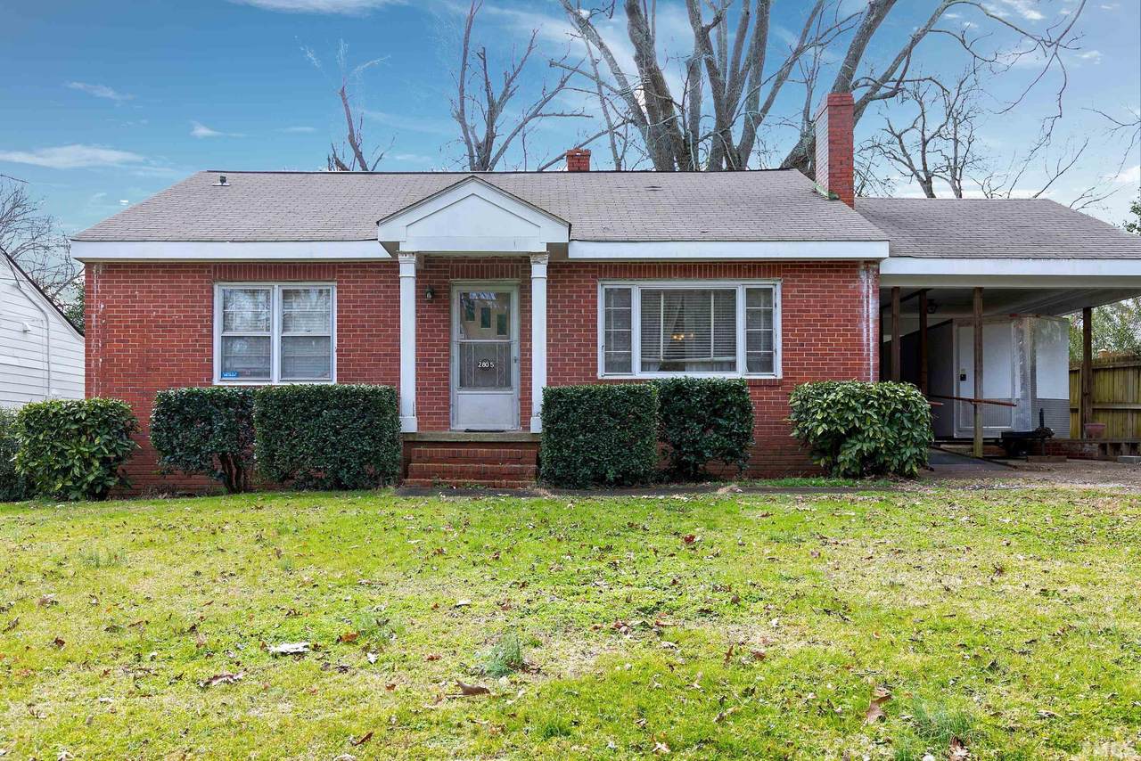 2805 Van Dyke Avenue - Photo 1
