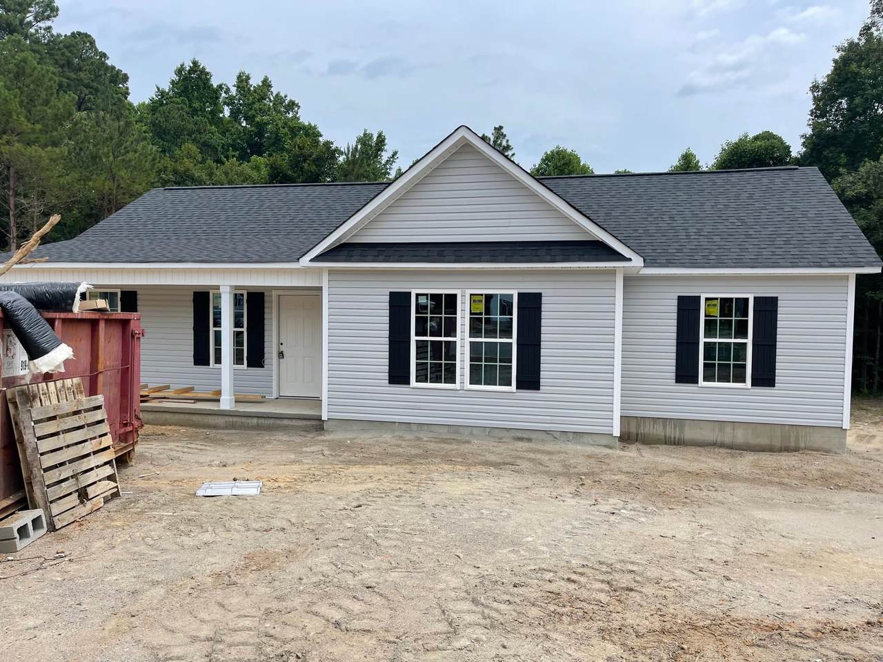 537 Hamlet Drive - Photo 1