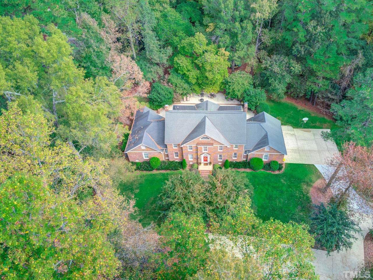 305 Dalton Drive - Photo 1