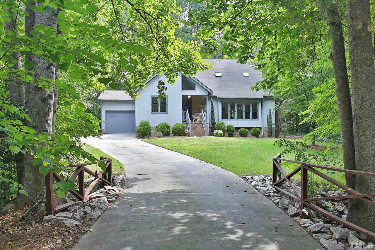 107 Barrett Place - Photo 1
