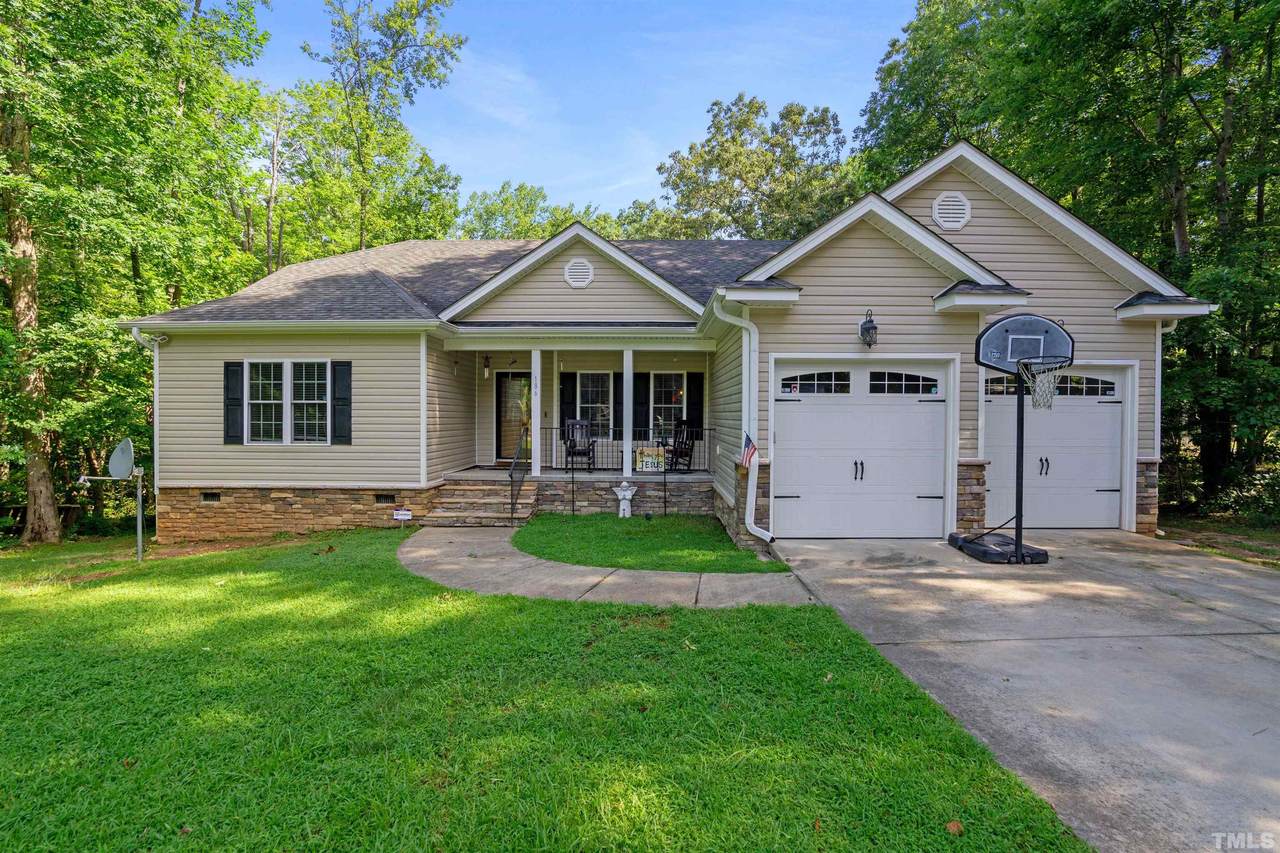 186 Buckaroo Drive - Photo 1