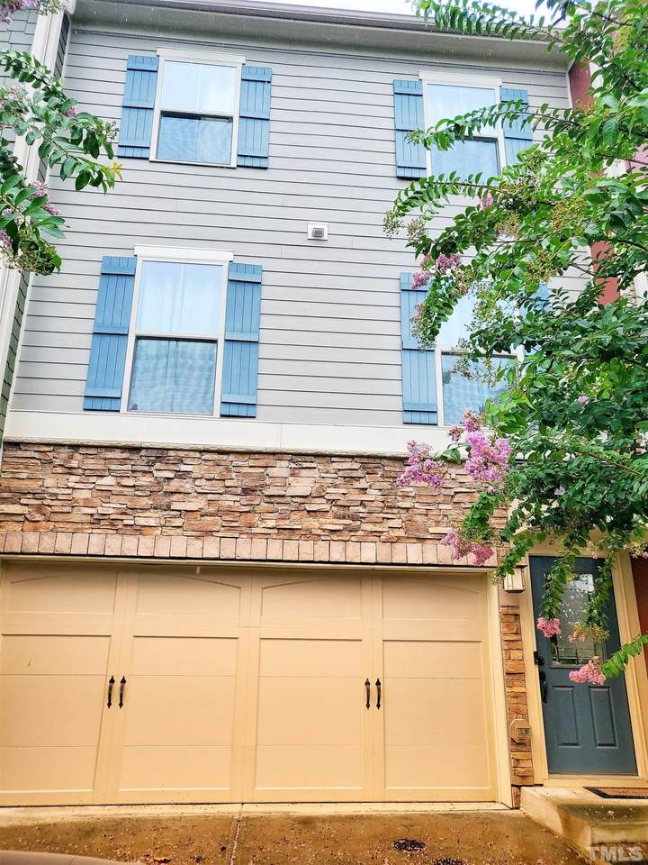 1004 Waymaker Court - Photo 1