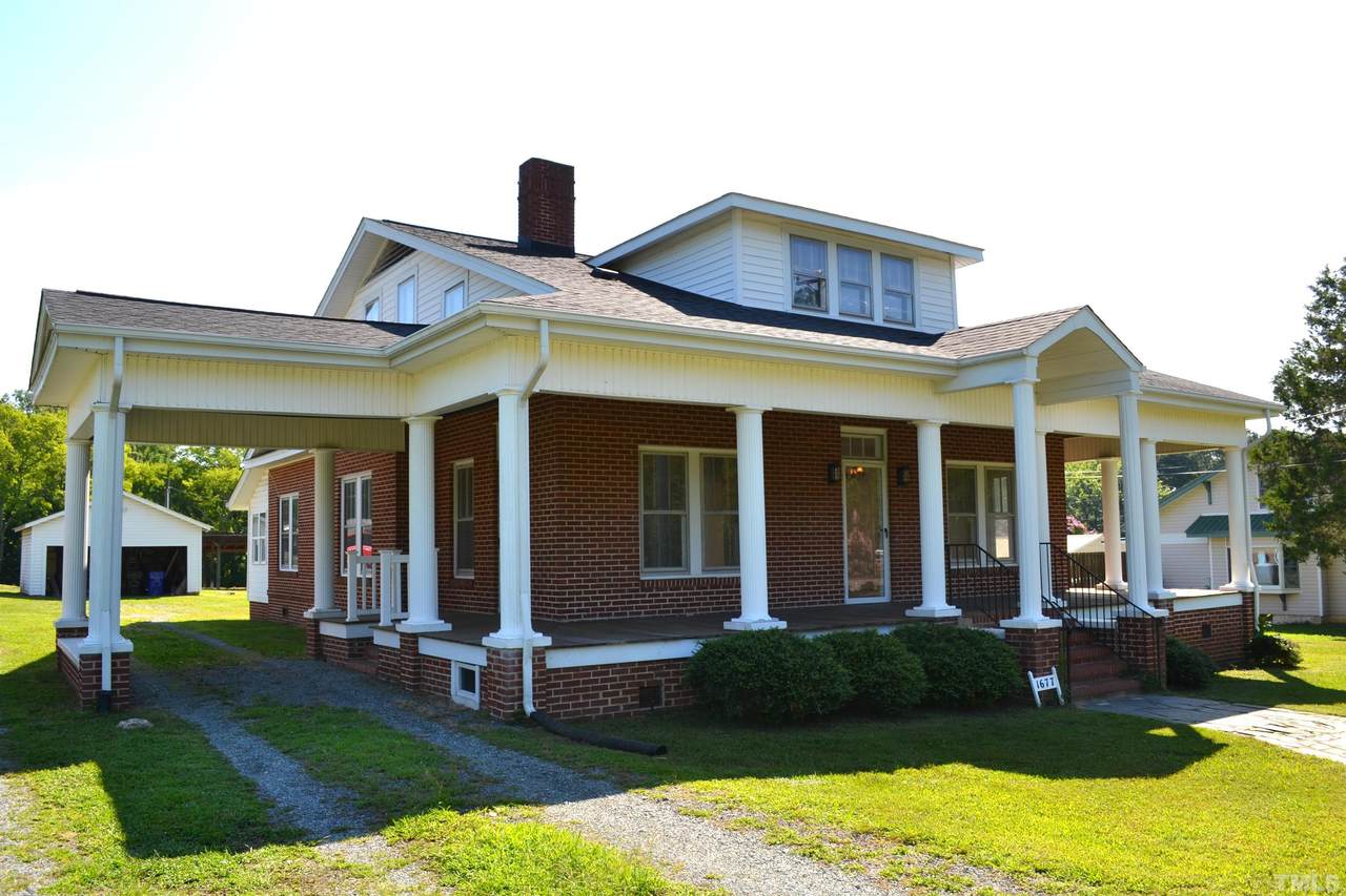 1677 Main Street - Photo 1