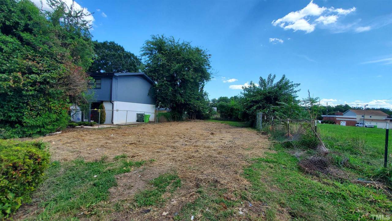 1606 Boyer Street - Photo 1