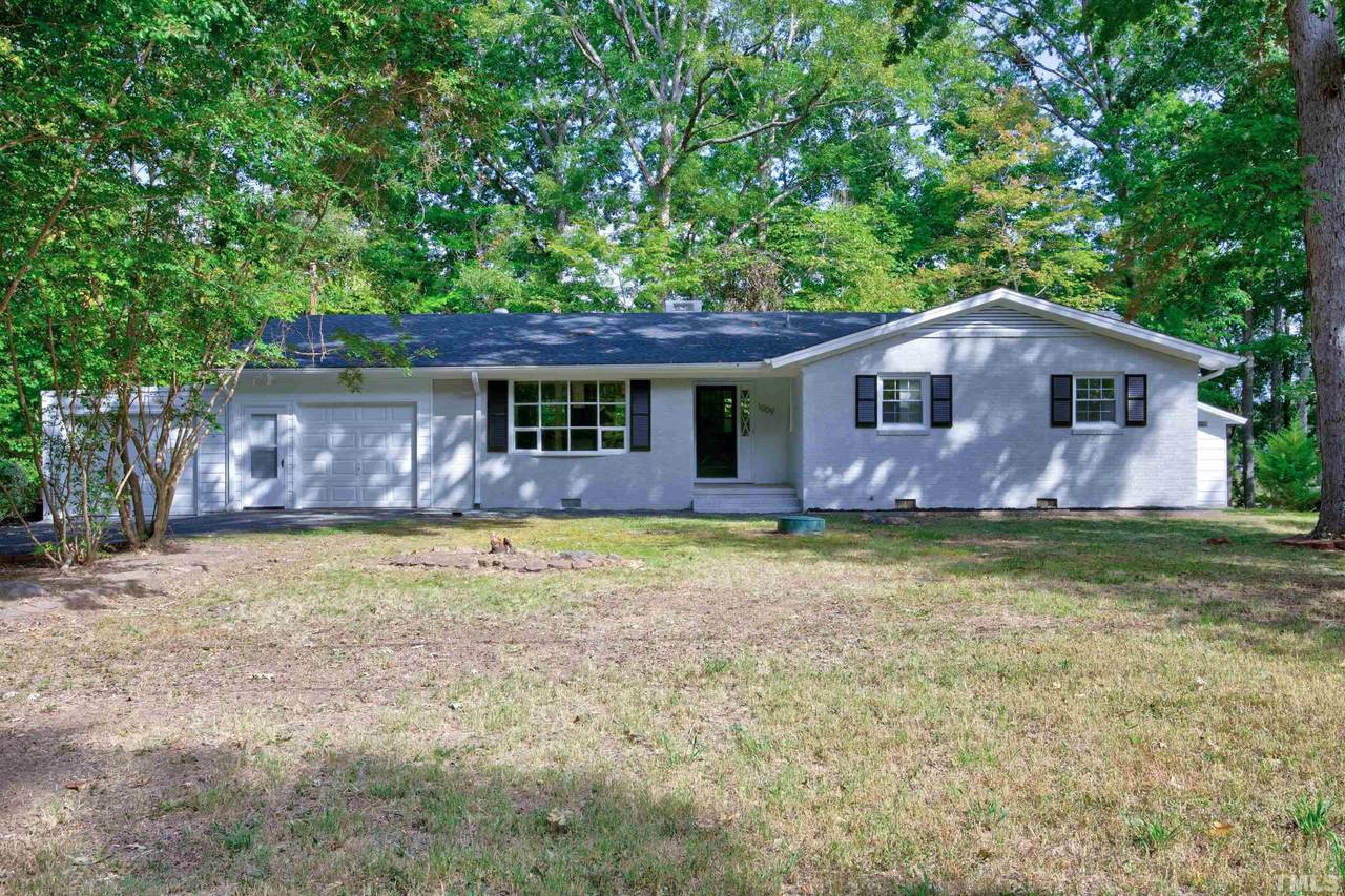 1009 Lakeside Drive - Photo 1