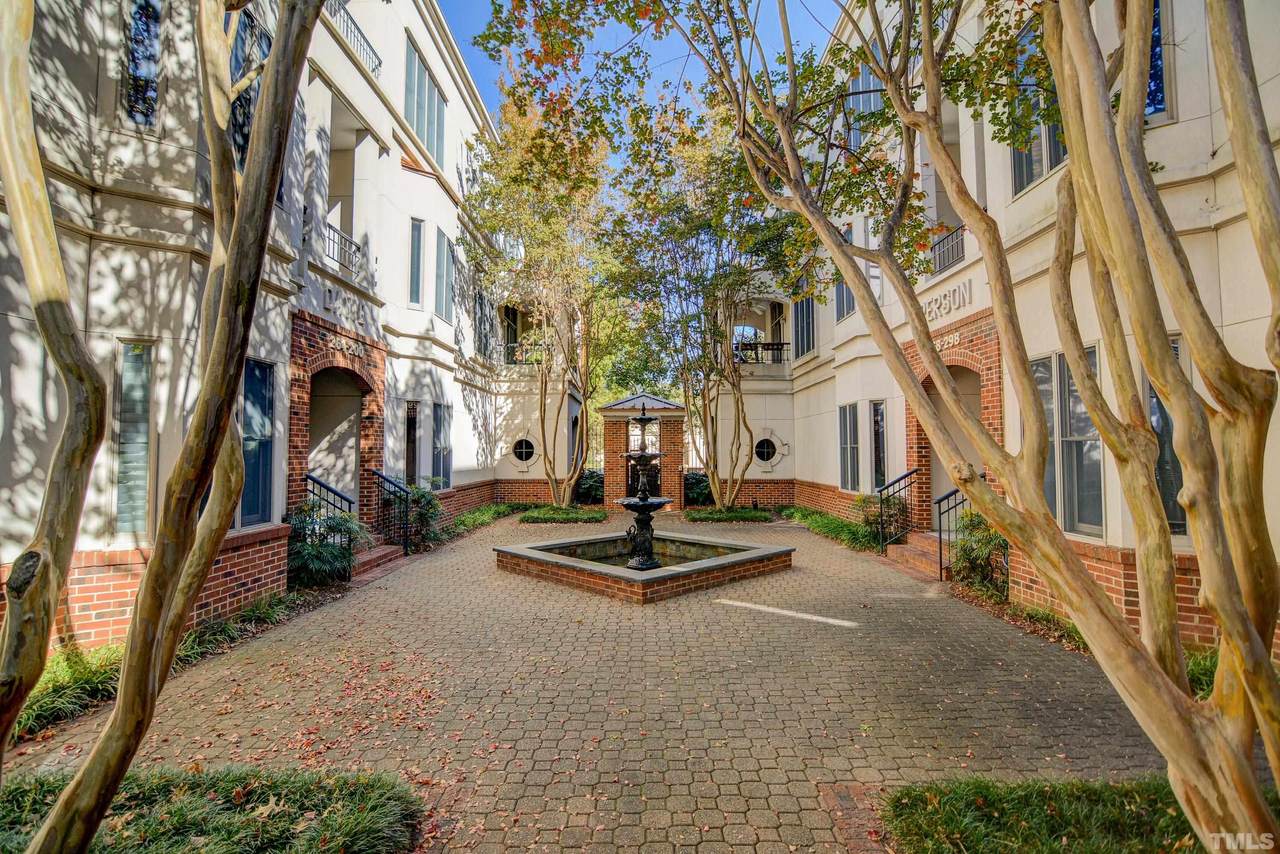 250 Davie Street - Photo 1