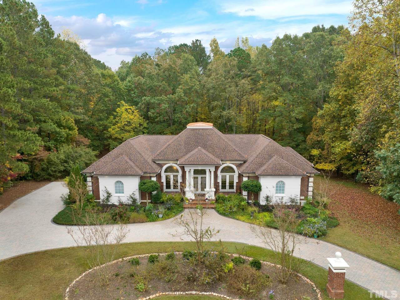 108 Breckenridge Drive - Photo 1