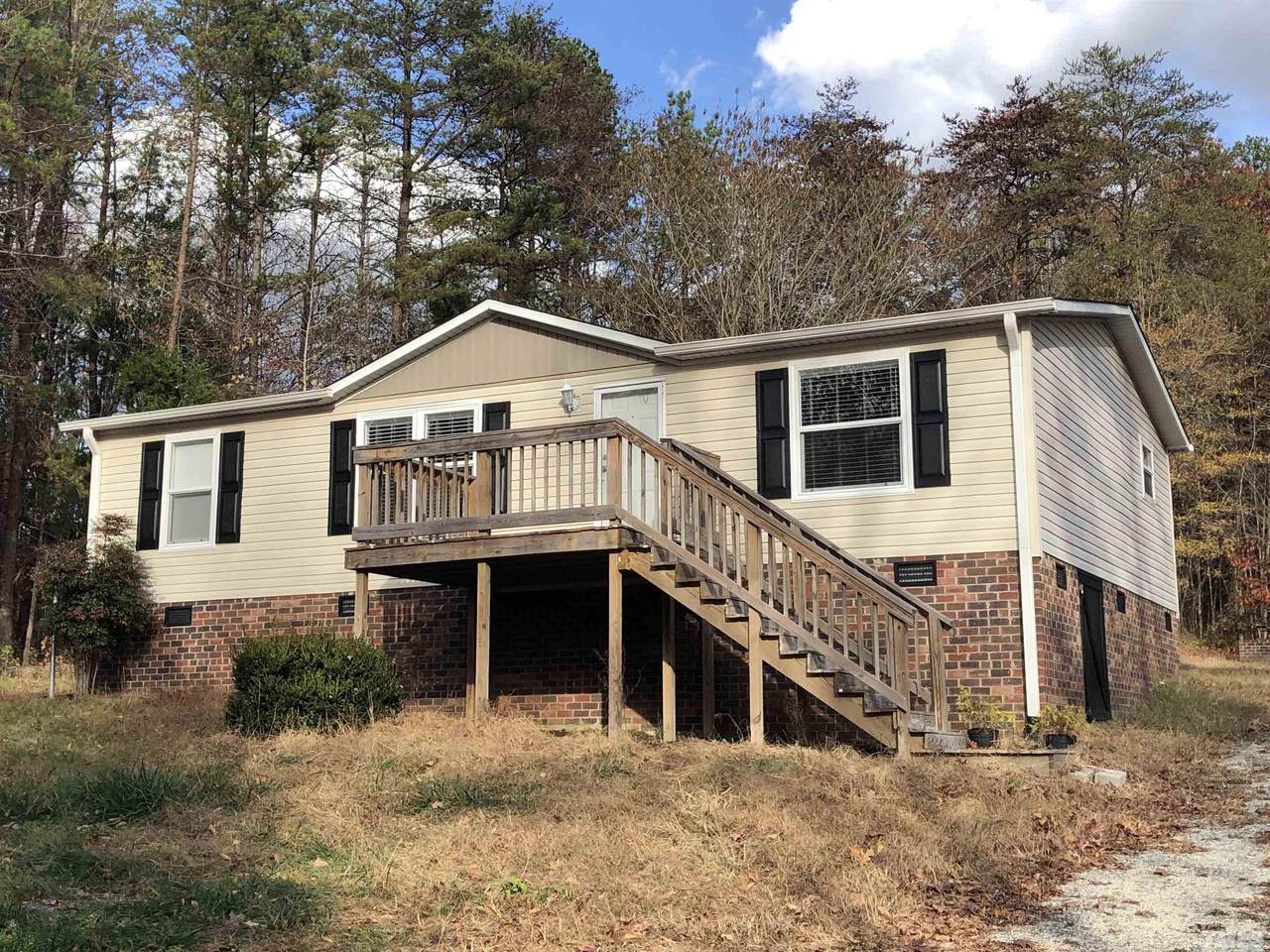 335 Hightowers Road - Photo 1