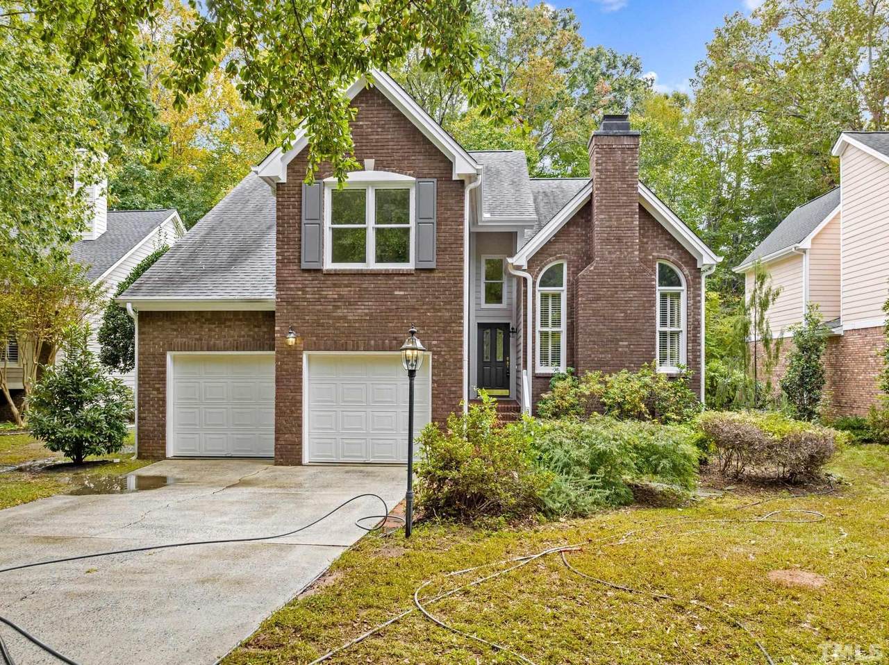 302 Fairwinds Drive - Photo 1
