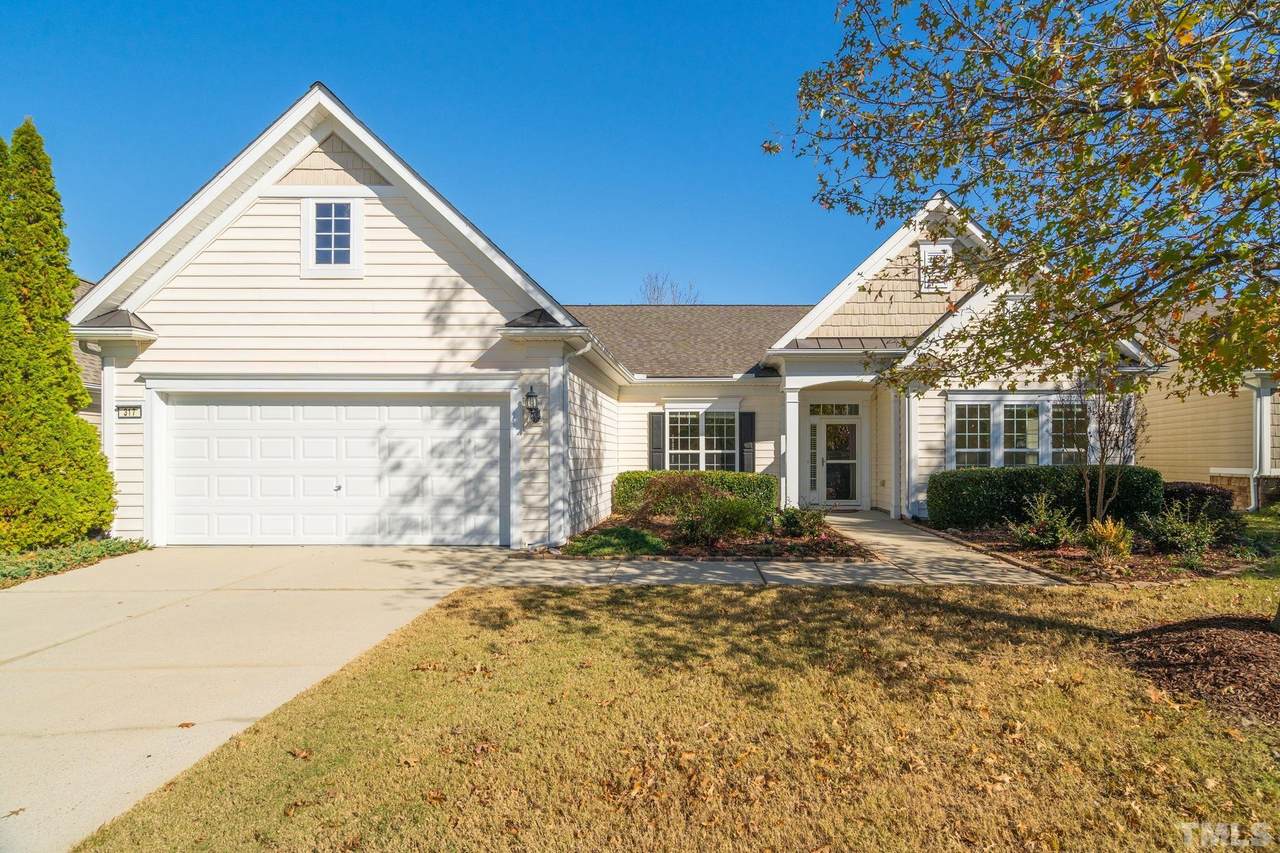 317 Beckingham Loop - Photo 1