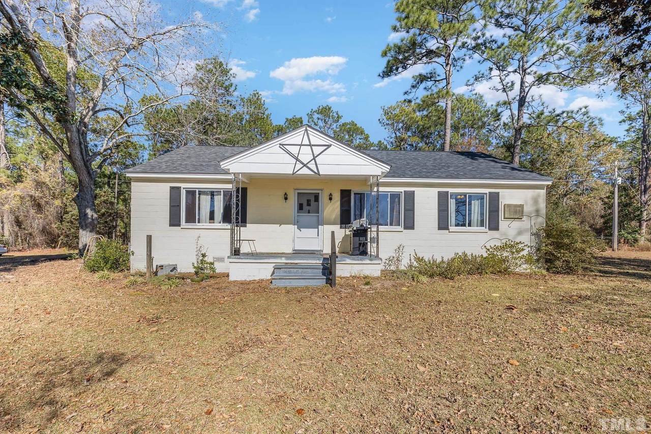293 Bermuda Circle - Photo 1