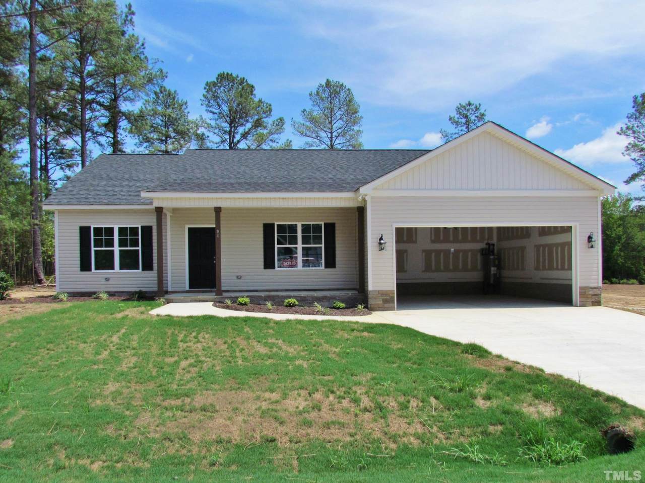 260 Hartwell Court - Photo 1
