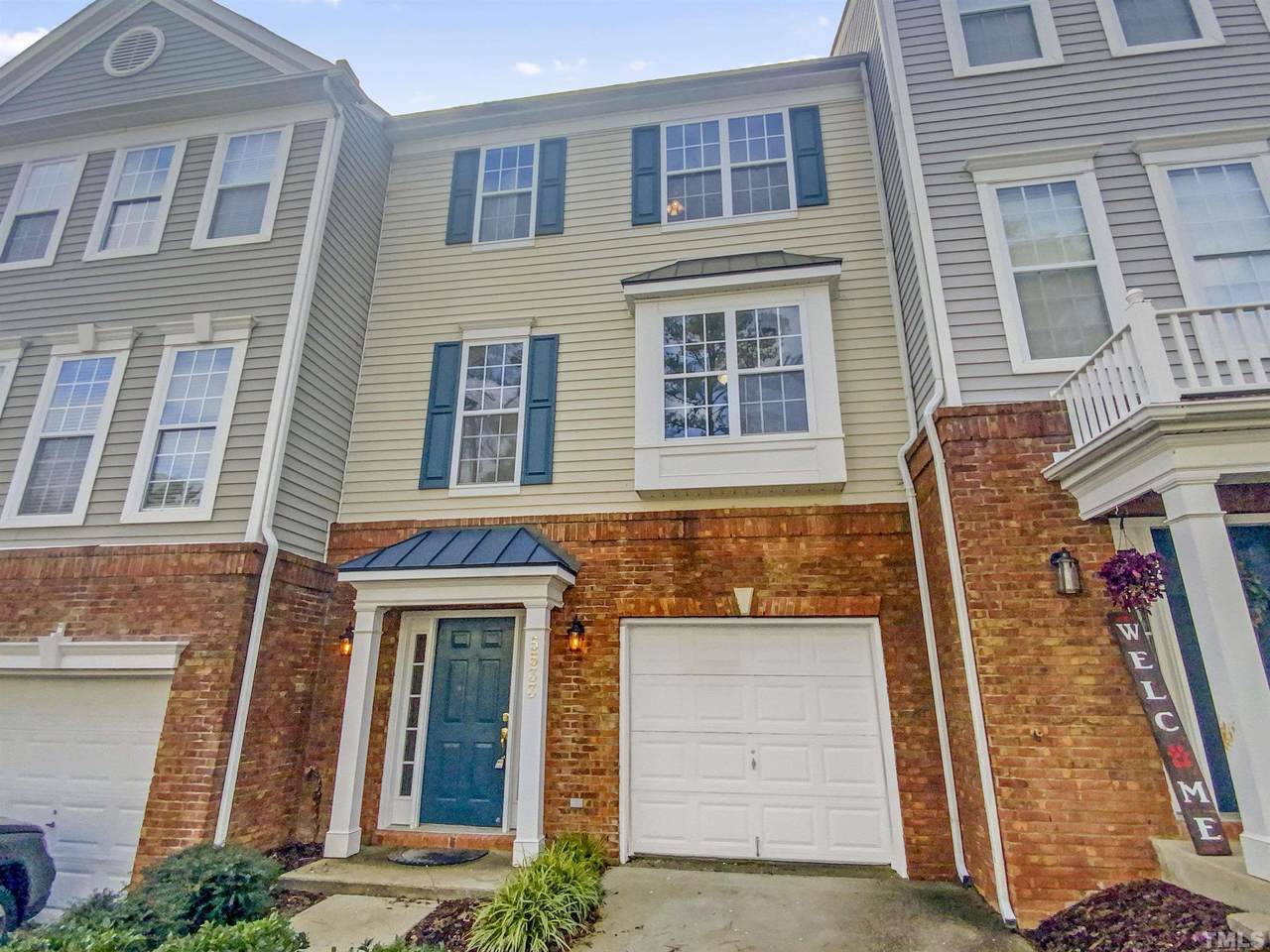 5533 Red Robin Road - Photo 1