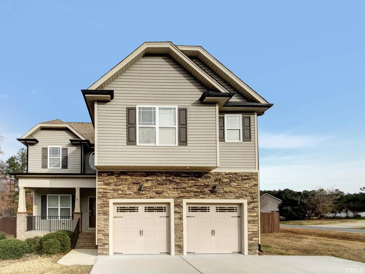 10 Brushwood Court - Photo 1