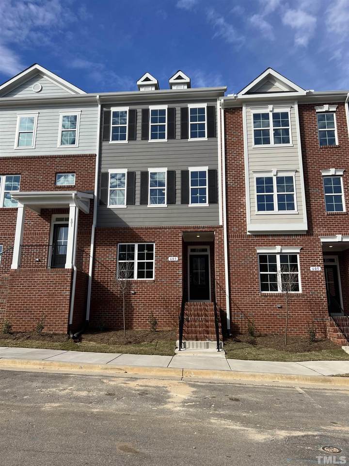 603 Gateway Crossing Lane - Photo 1