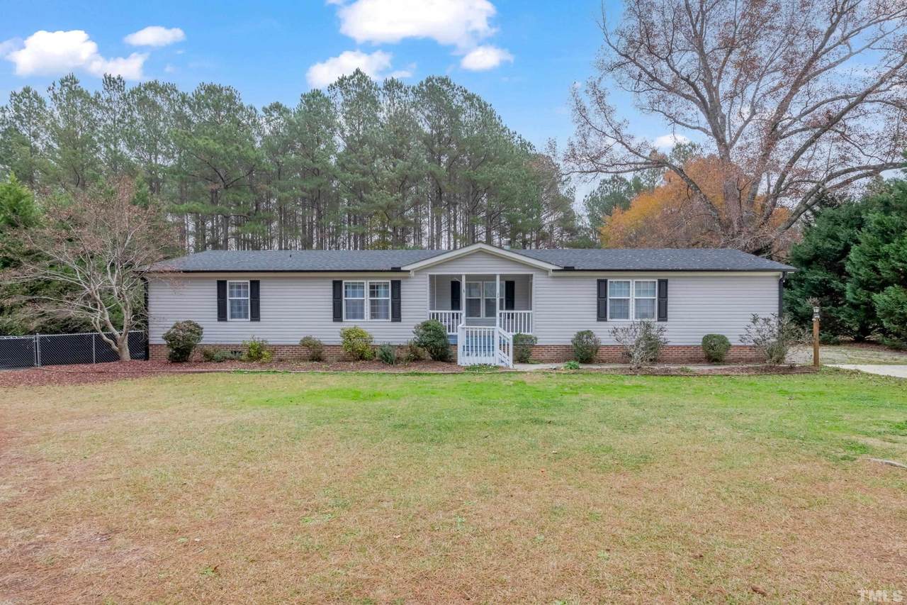 32 Red Oak Drive - Photo 1