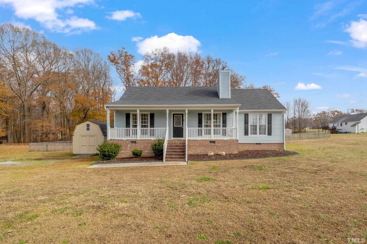 104 Chatham Court - Photo 1
