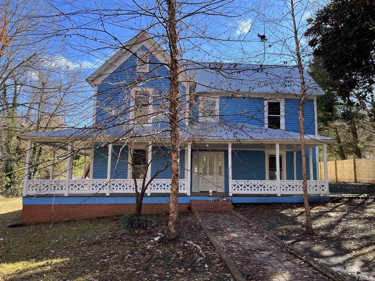 135 Dolphin Street - Photo 1