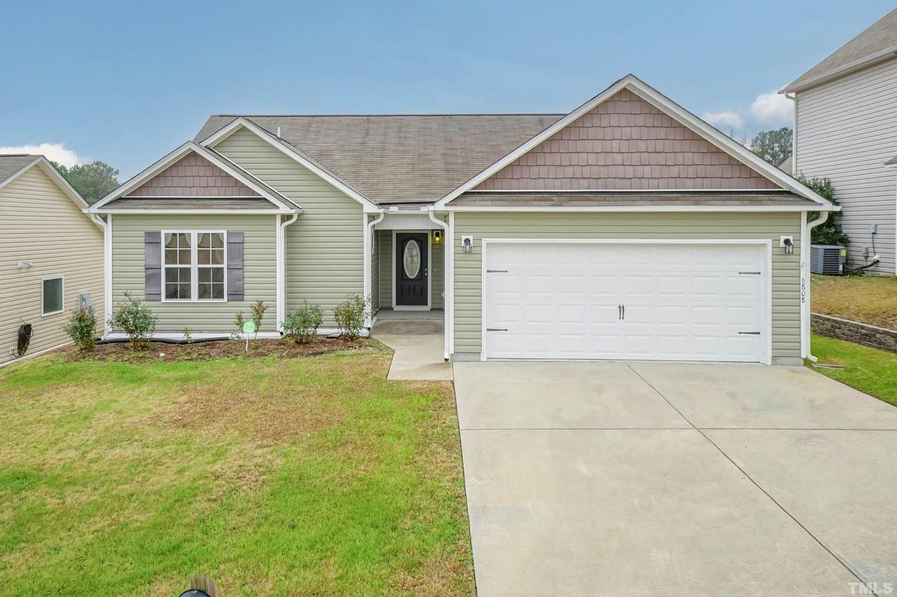 6808 Lakinsville Lane - Photo 1
