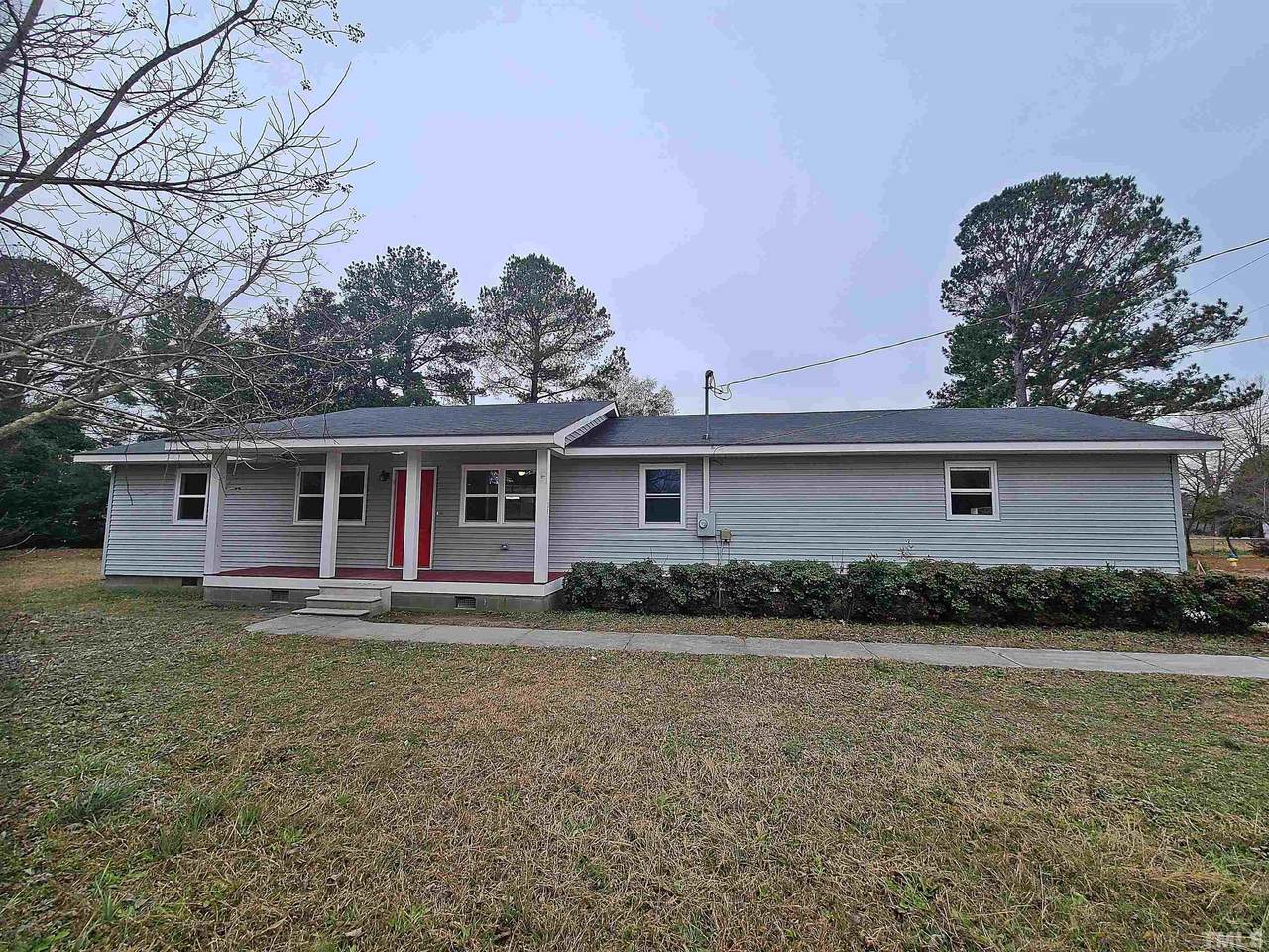 102 Robinson Street - Photo 1