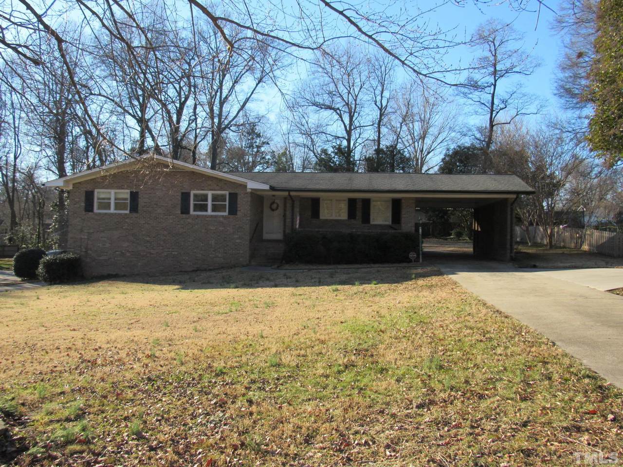 418 Neese Drive - Photo 1