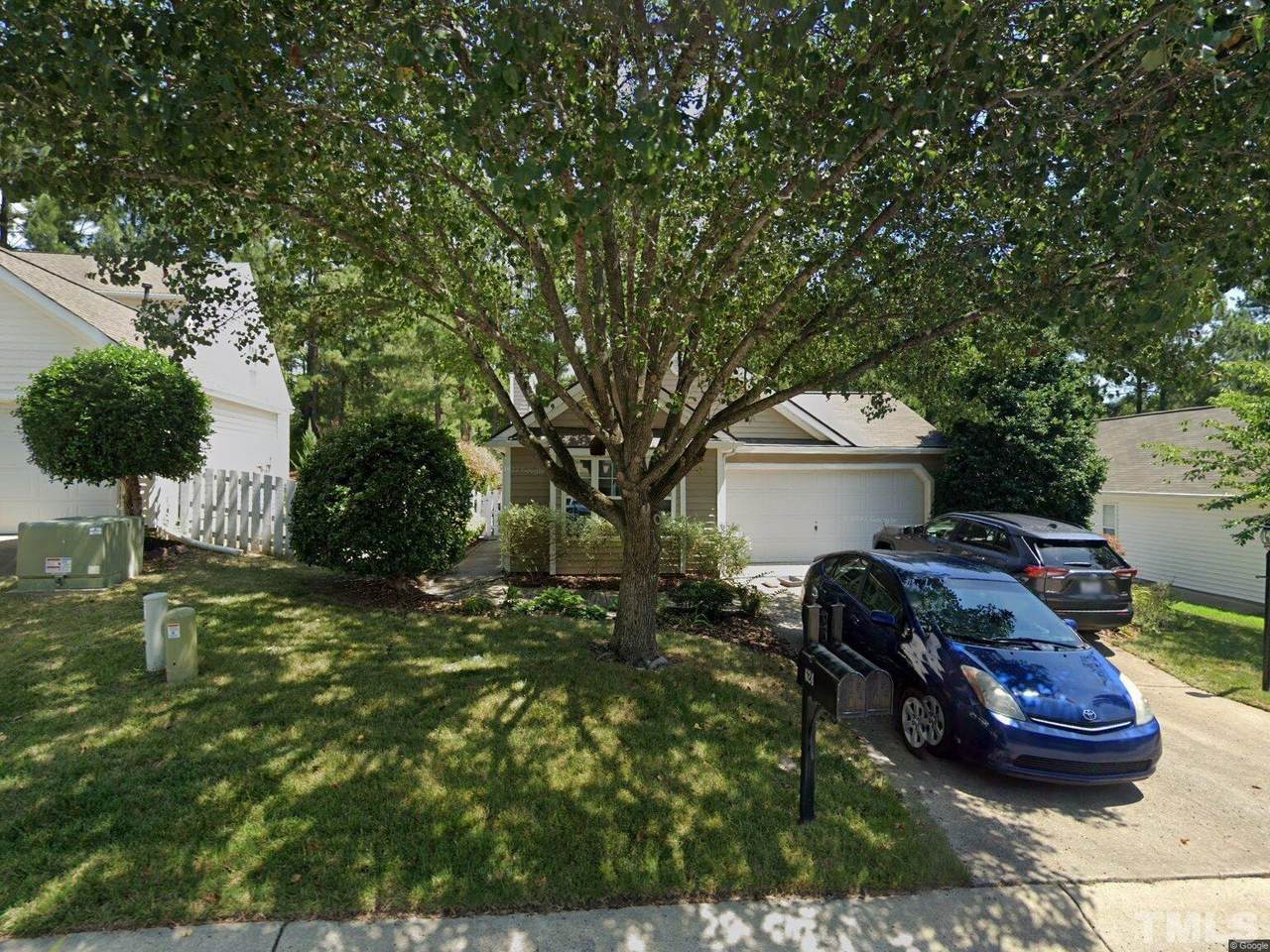 624 Ashford Lane - Photo 1