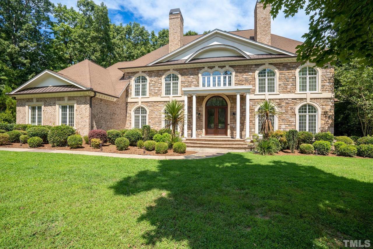 3610 Foxwood Place - Photo 1