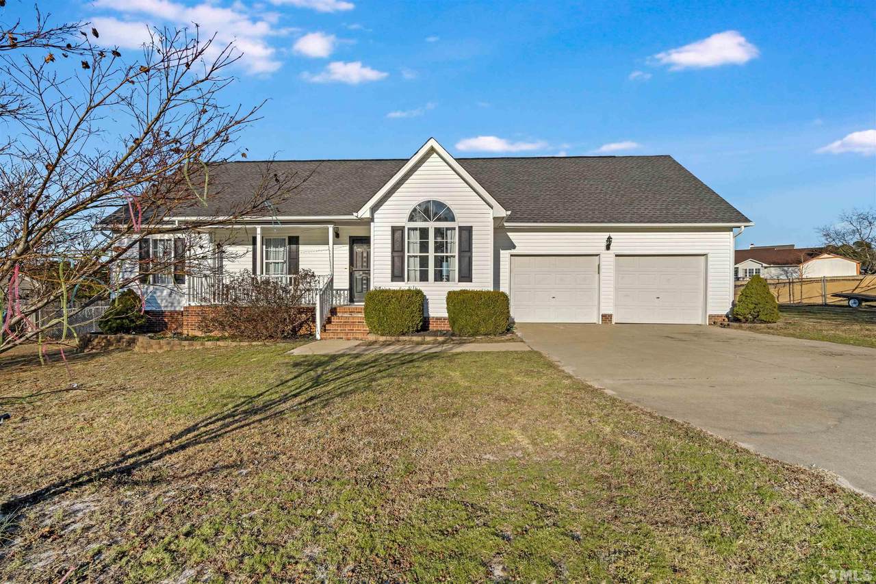 208 Peachtree Lane - Photo 1