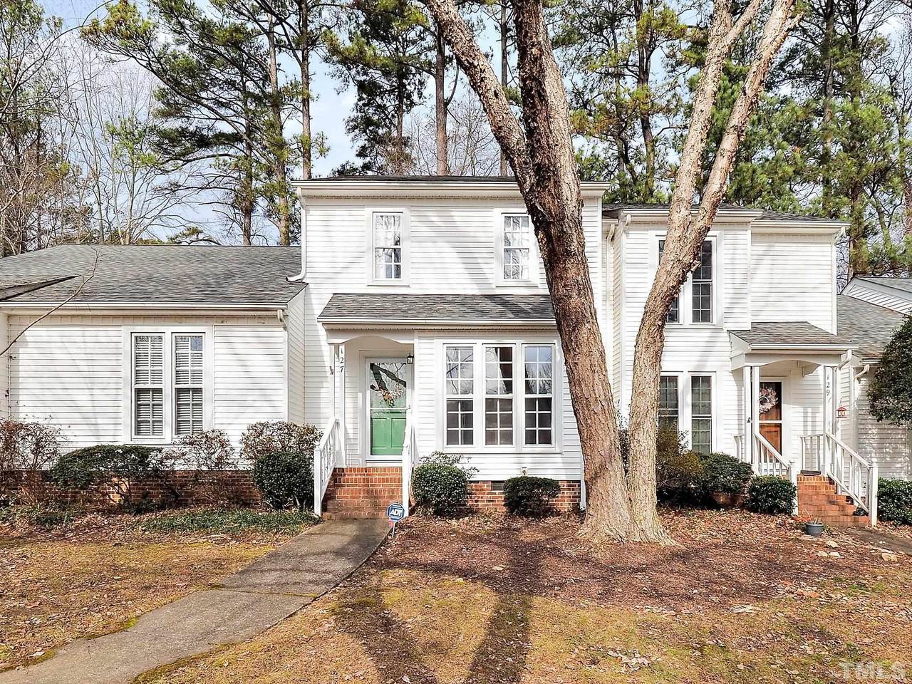 127 Planetree Lane - Photo 1