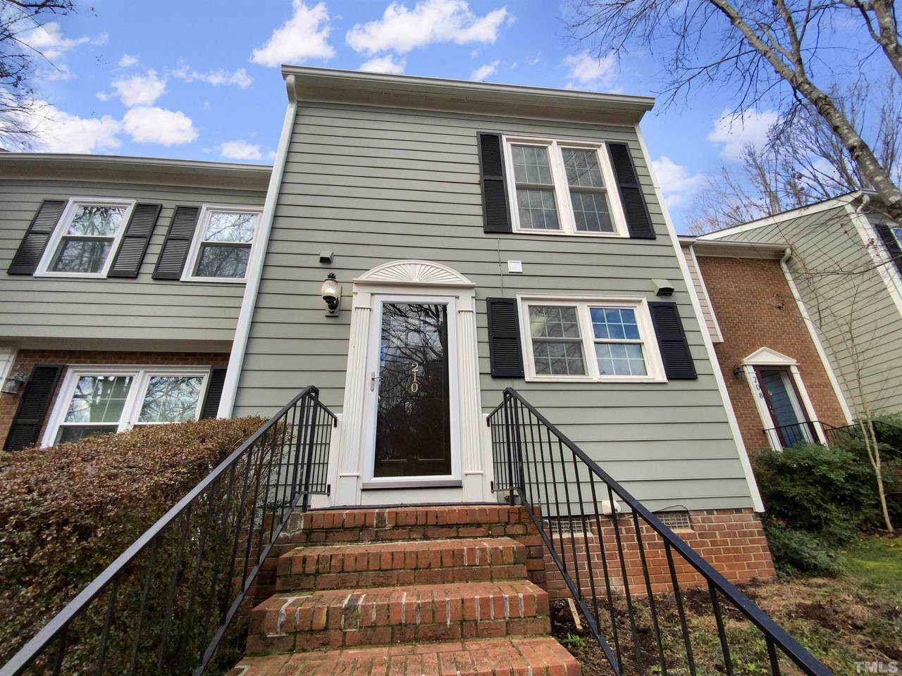 210 Bay Drive - Photo 1