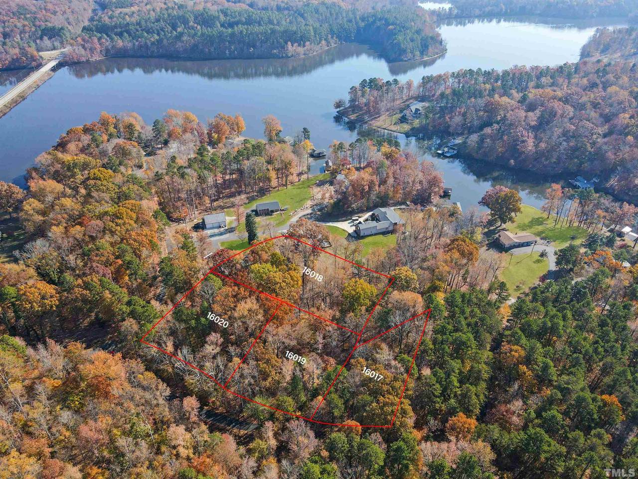 28 Greenway Drive - Photo 1