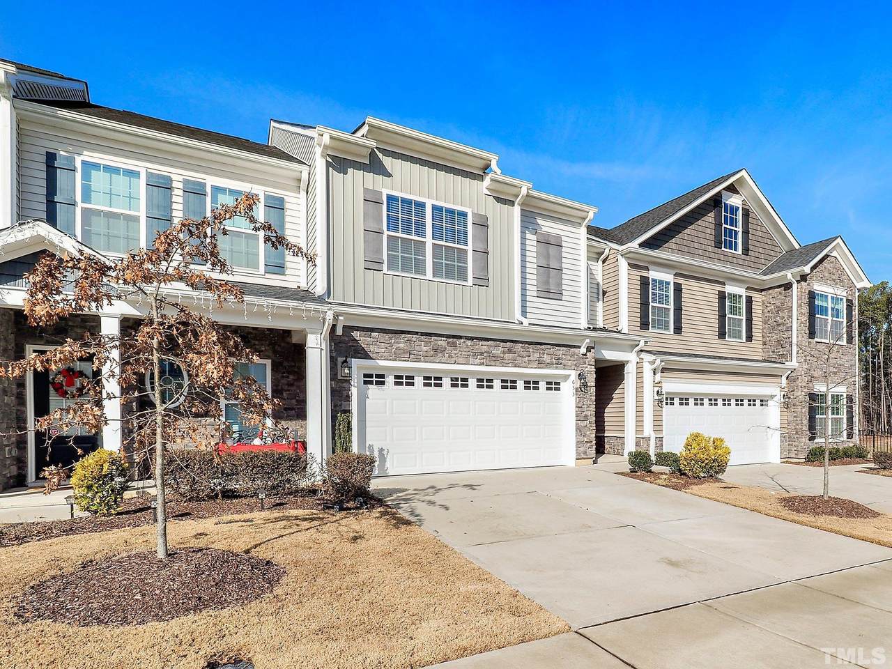 633 Barneswyck Drive - Photo 1