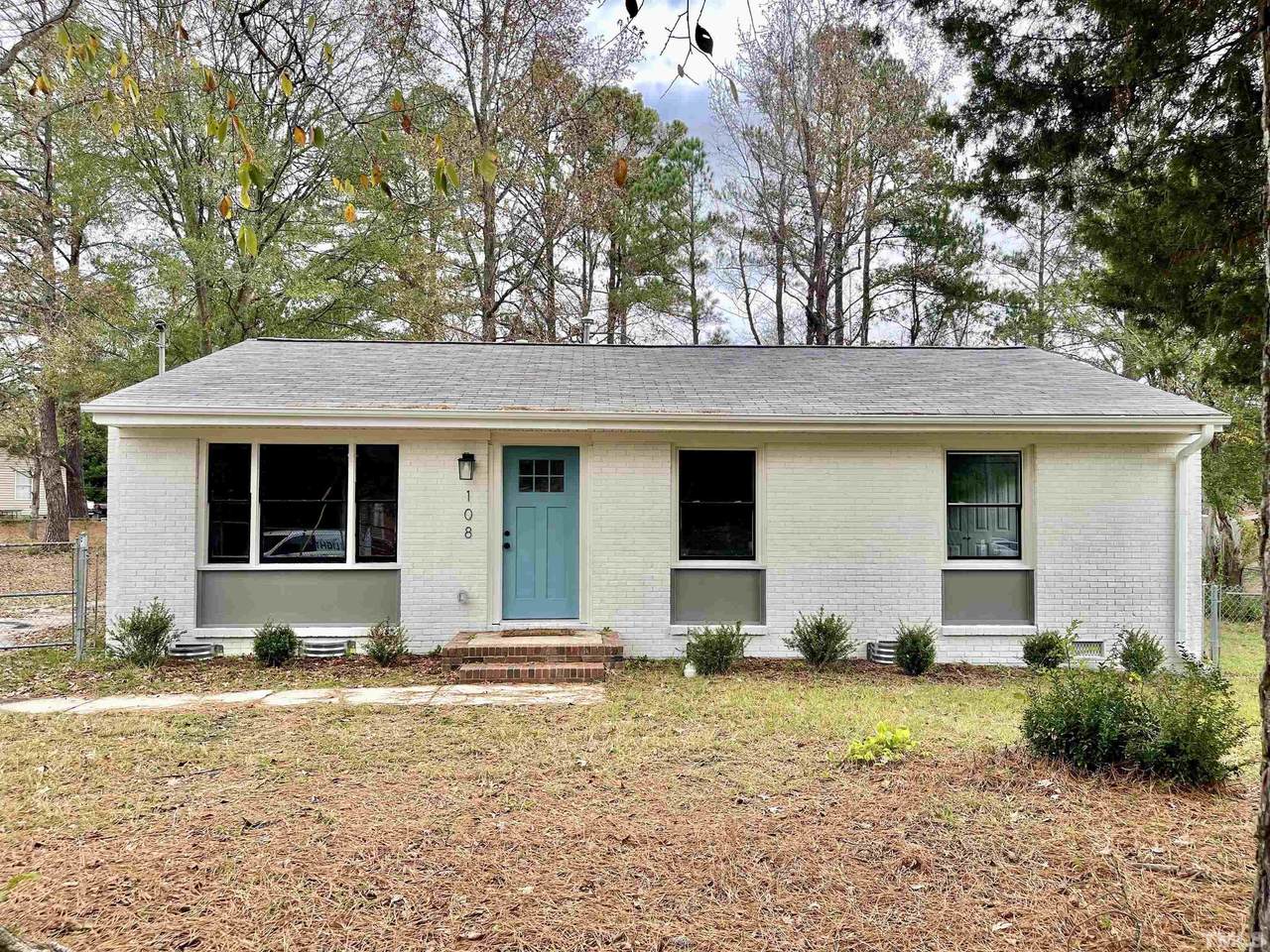 108 Hunting Court - Photo 1