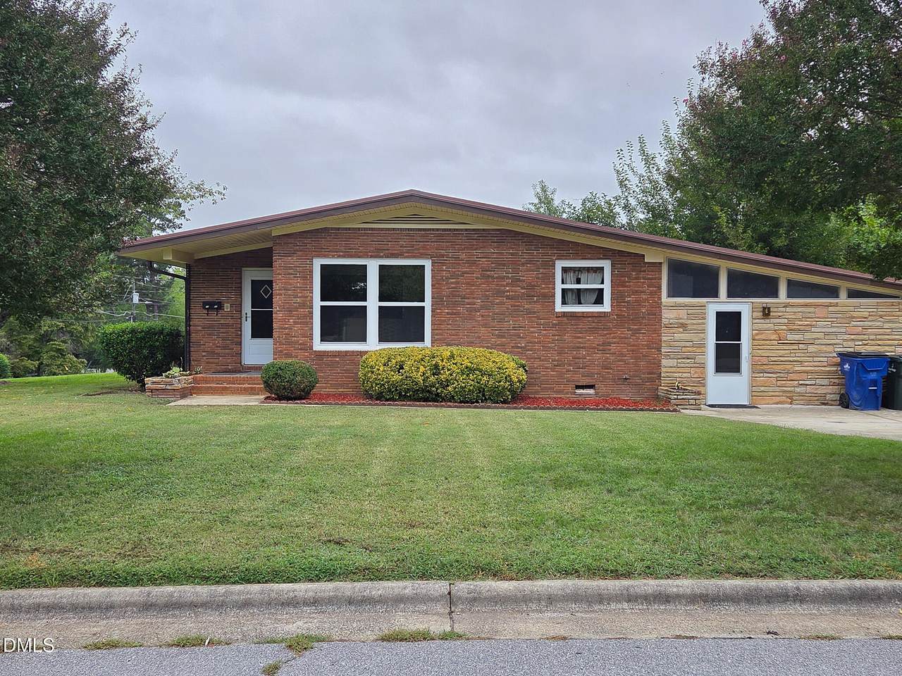 1501 Tierney Circle - Photo 1