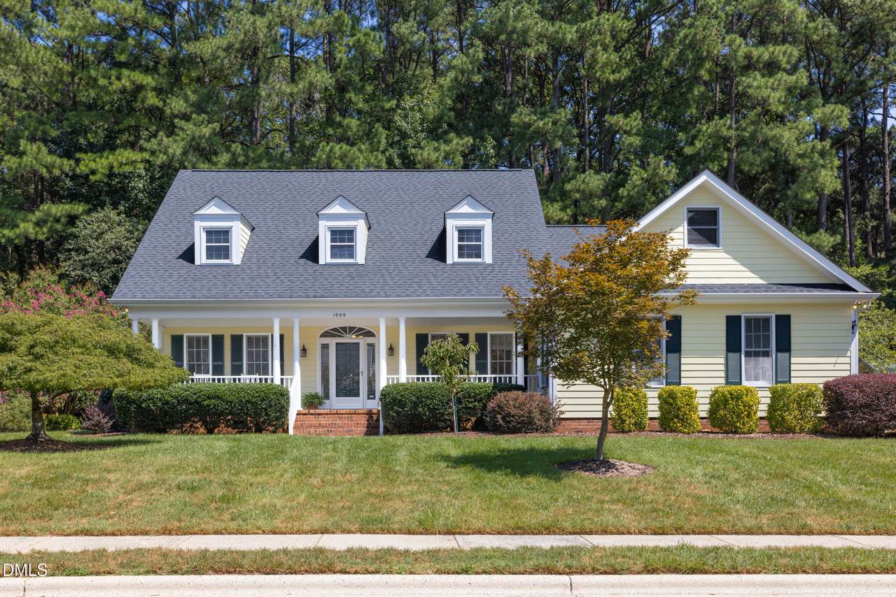 1000 Oak Drive - Photo 1
