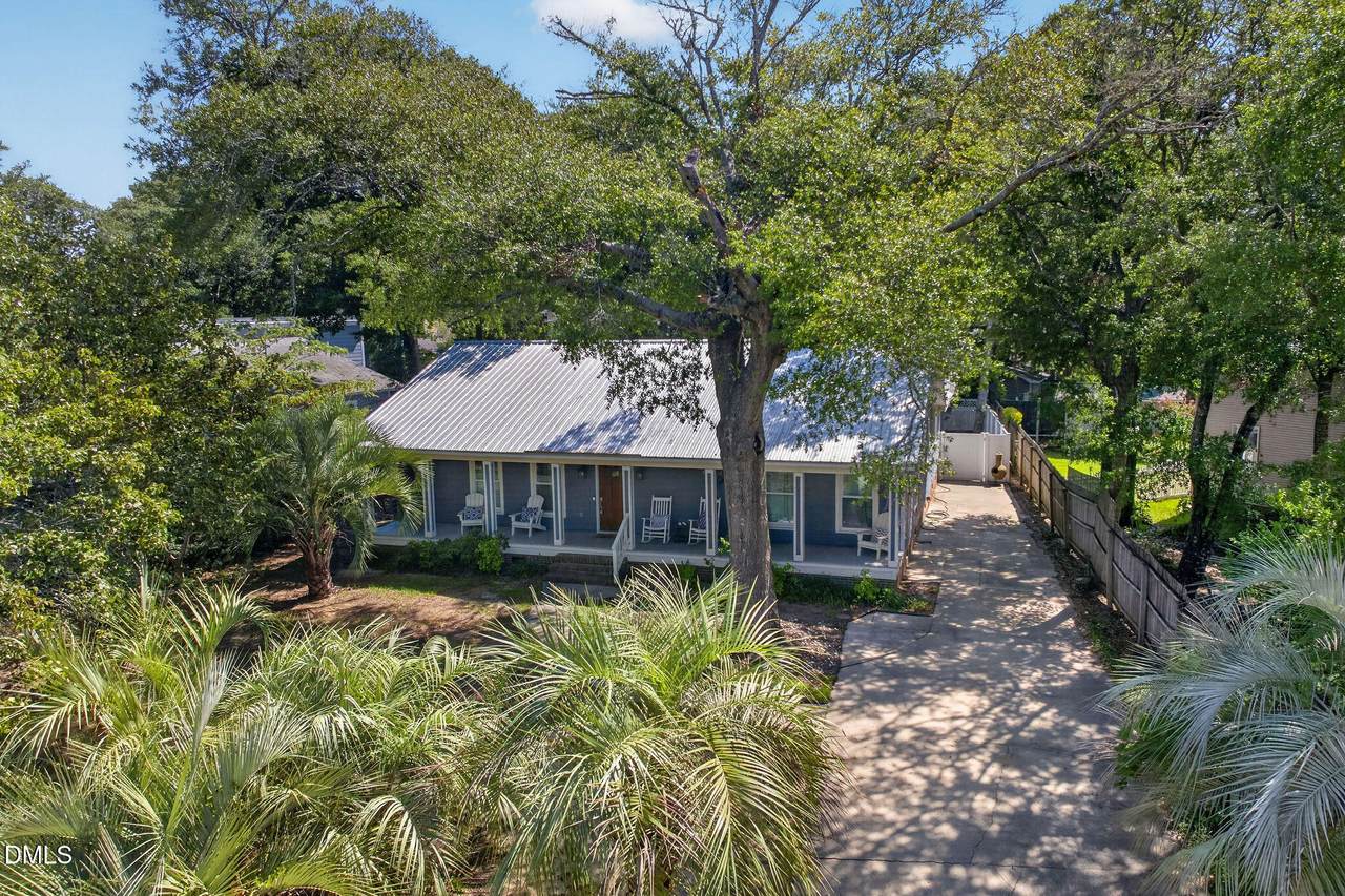 108 Paula Circle - Photo 1